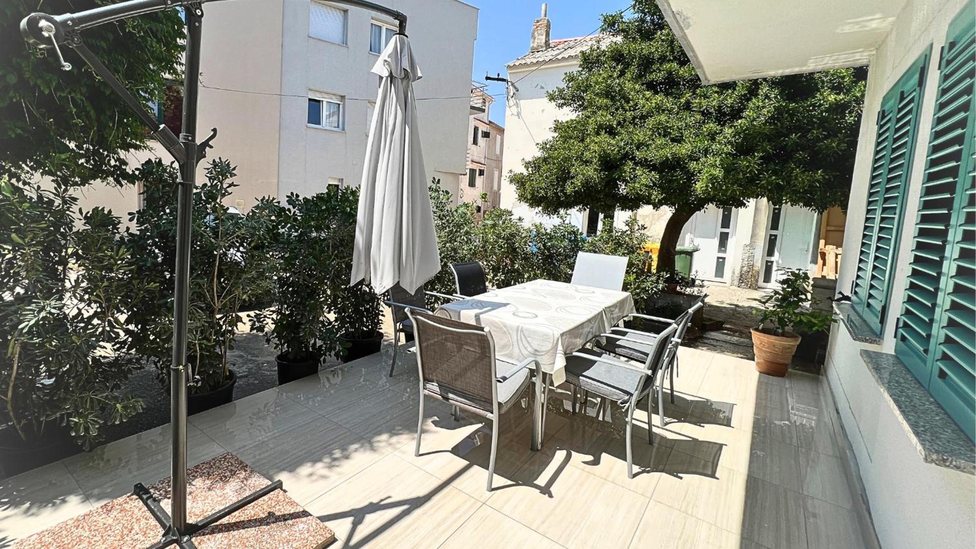 Central Single House With Parking-Top Location! Novalja Exteriér fotografie